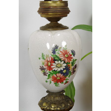 Vintage porseleinen lamp met bloemen en messing voet margriet, tafellamp, schemerlamp