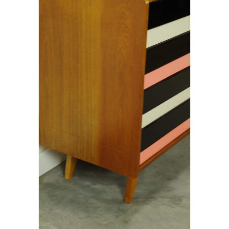 Vintage fineer design ladekast Jiri Jiroutek, U-453, dressoir zwart wit roze, sideboard