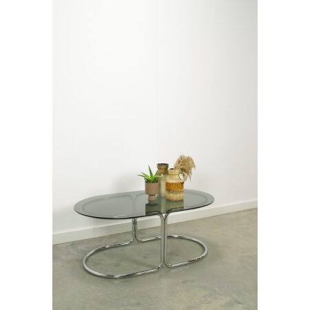 Vintage chromen buisframe ovalen salontafel met opaline glazen bovenblad