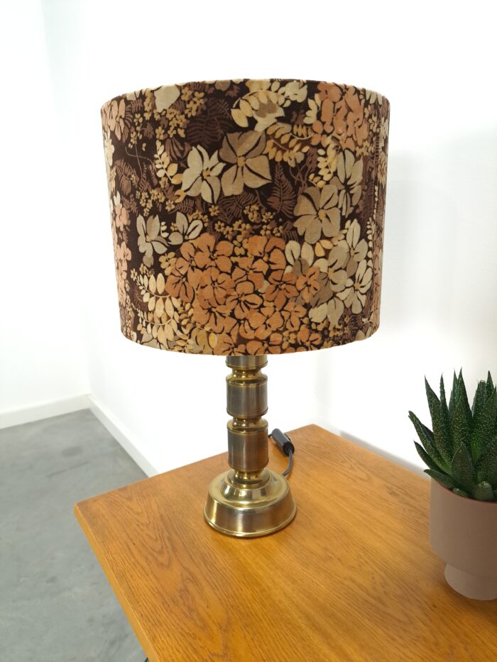 Vintage lamp messing met bloemenkap, tafellamp