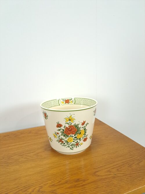 Vintage porseleinen bloempot Villeroy en Boch met bloemen, pot