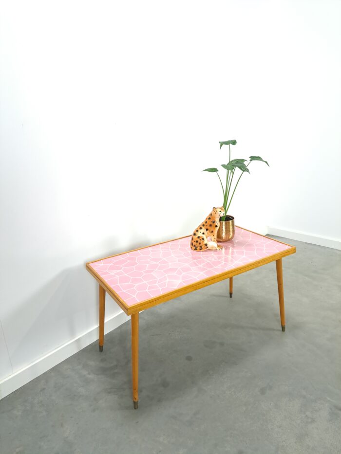 Vintage keramische roze salontafel Raumkunst Sonnenberg, coffee table