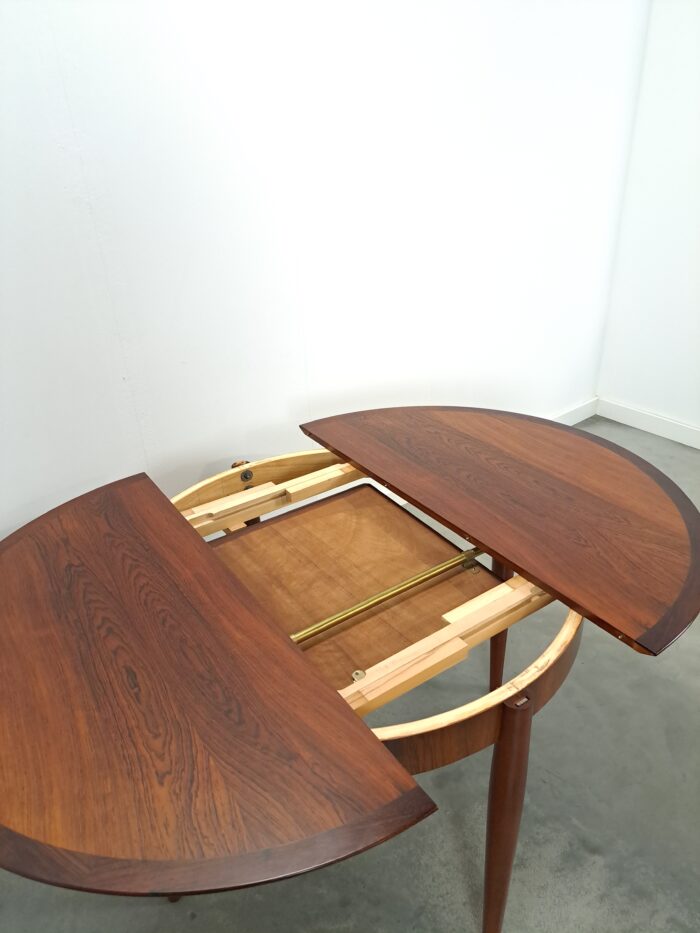 Vintage design uitschuifbare palissander Lübke ronde tafel, eettafel