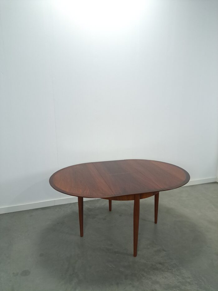 Vintage design uitschuifbare palissander Lübke ronde tafel, eettafel