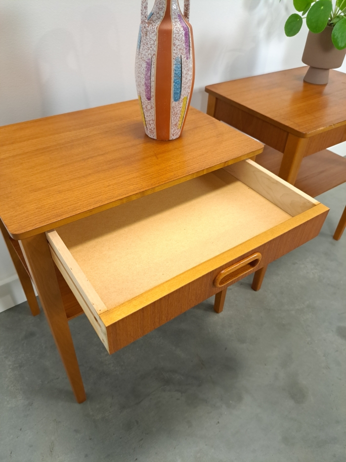 Vintage teak set nachtkastjes uit Zweden