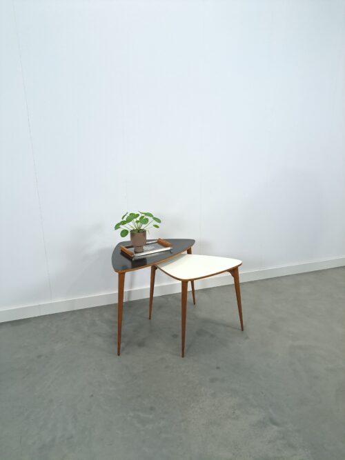 Vintage set zwart wit tafel met houten poten Kaiser Köln, salontafel