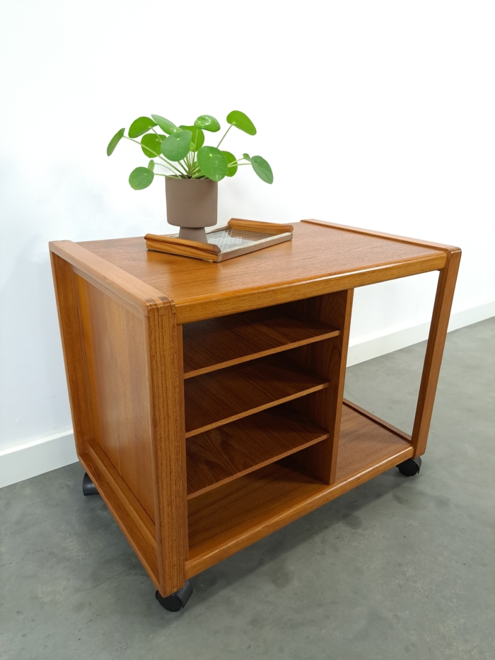 Vintage teak trolley met legplanken jaren 60 tv meubel, audio meubel