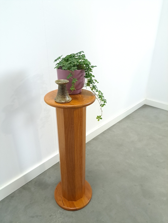 Vintage teakhouten pilaar, planten standaard