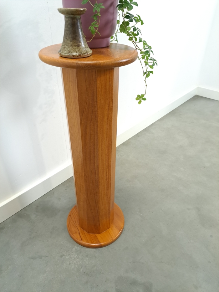 Vintage teakhouten pilaar, planten standaard