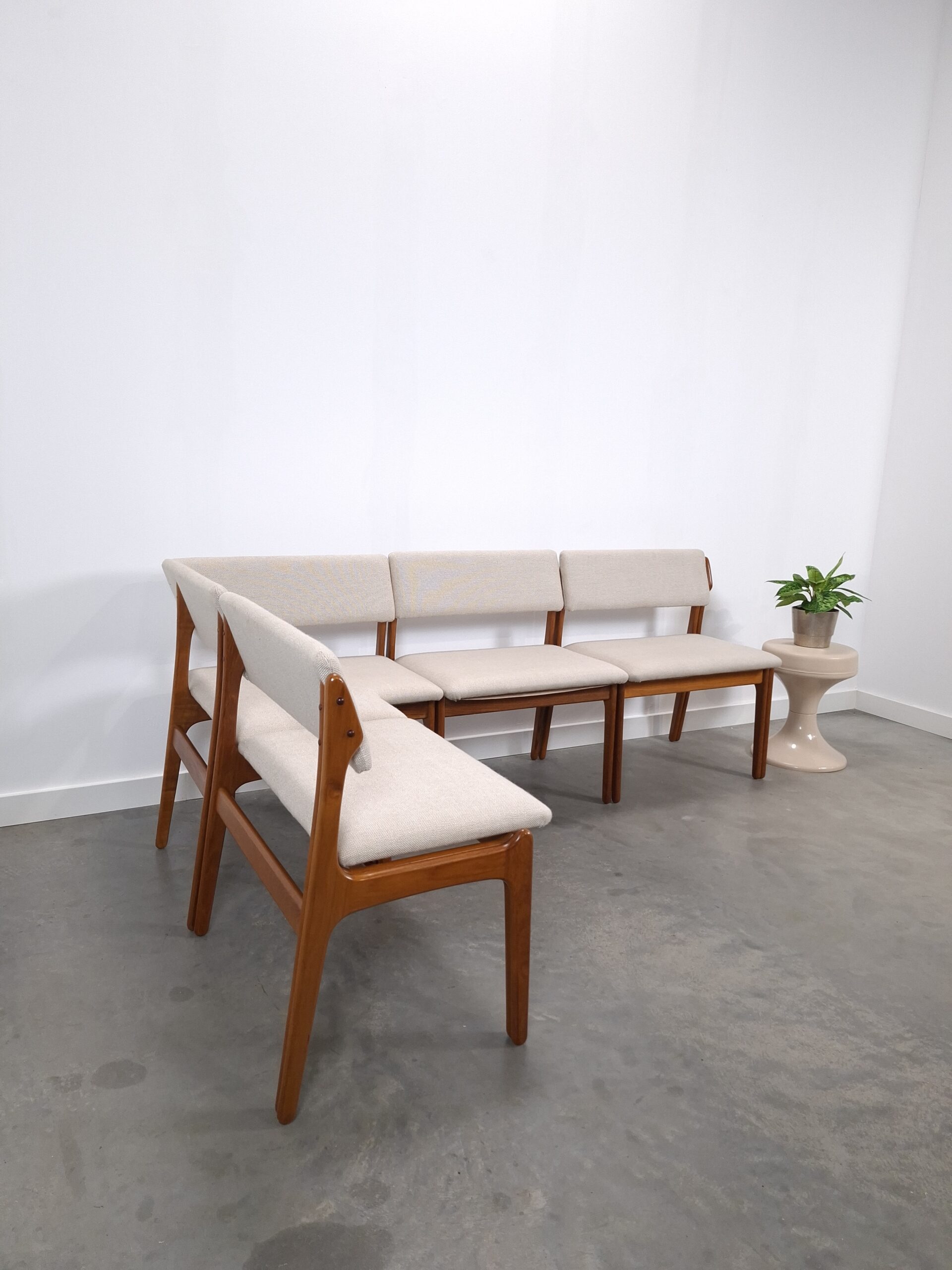 Vintage Deense modulaire teak houten hoekbank van Erik Buch voor Odense Møbler, model Dinette, eetkamerbank